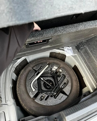 Volkswagen Polo cena 49200 przebieg: 60000, rok produkcji 2018 z Police małe 137